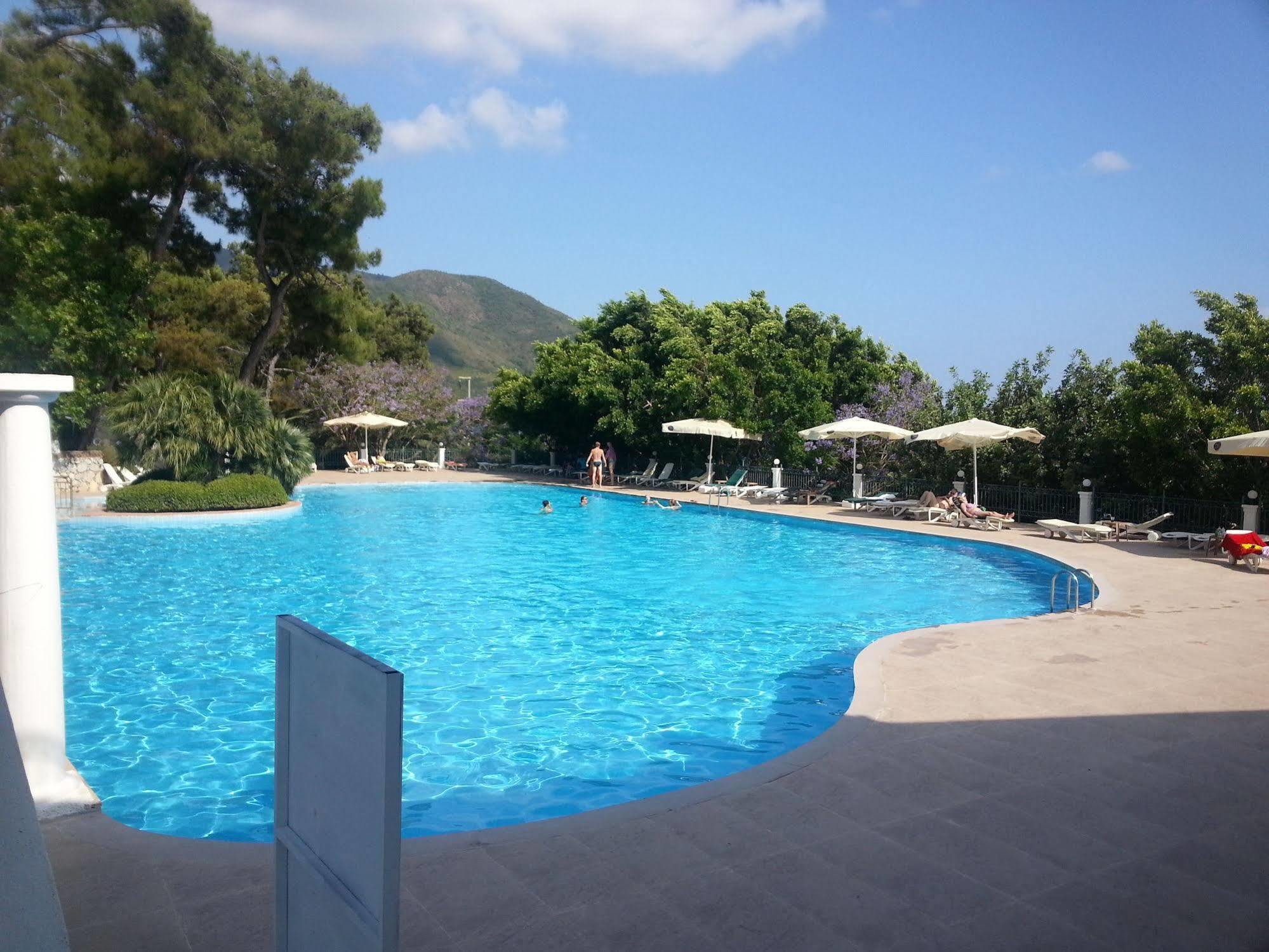 Club Bellamare Marmaris Bagian luar foto